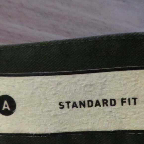 ADAPTURE Standard Fit Chino Pants in Mountain View Green Minimalist Size 32 - Picture 14 of 16